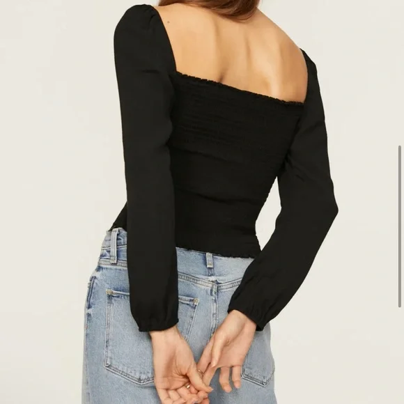 Reformation Reign Top - Picture 3 of 9